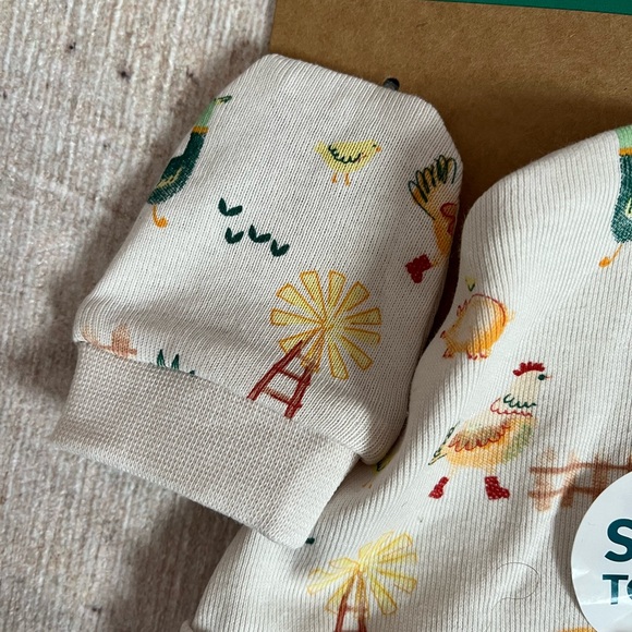 Organic cotton baby hat and mittens - Picture 3 of 7